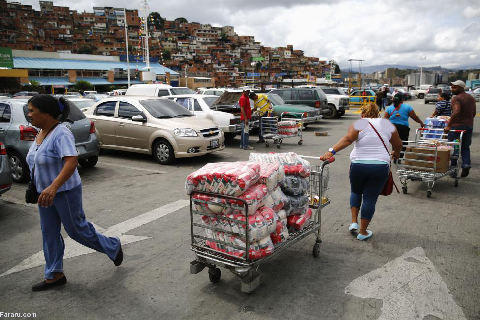 (تصاویر) صفوف خرید مایحتاج زندگی در ونزوئلا