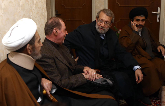 (تصاویر) عیادت لاریجانی از حجت‌الاسلام حسنی
