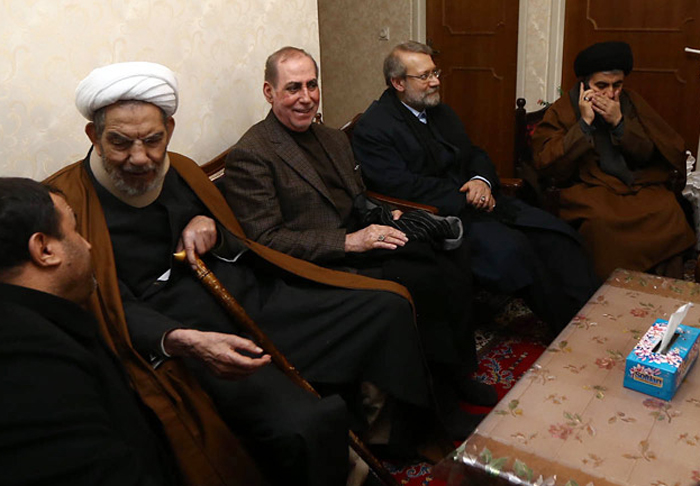 (تصاویر) عیادت لاریجانی از حجت‌الاسلام حسنی
