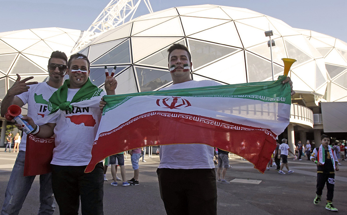 (تصاویر) متن و حواشی دیدار ایران و بحرین