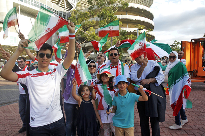 (تصاویر) حواشی دیدار ایران و قطر