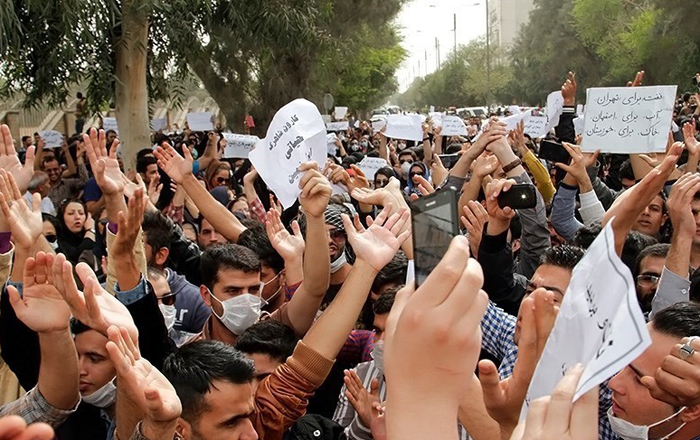 (تصاویر) تجمع مردم اهواز مقابل استاندرای