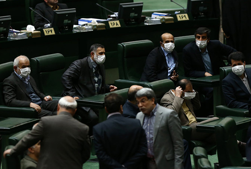 حضور نمایندگان خوزستان در مجلس با «ماسک»