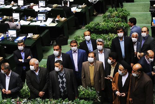 حضور نمایندگان خوزستان در مجلس با «ماسک»