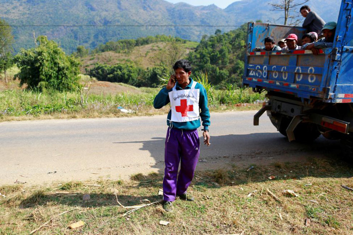 (تصاویر) حمله به امدادگران صلیب‌سرخ در میانمار