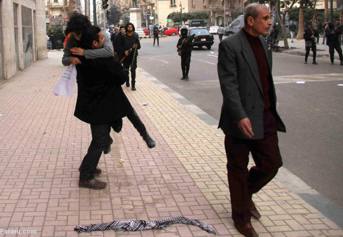 (تصاویر) تیرخوردن دختر جوان در قاهره