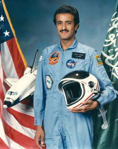 (تصاویر) فرزند پادشاه عربستان اولین فضانورد مسلمان