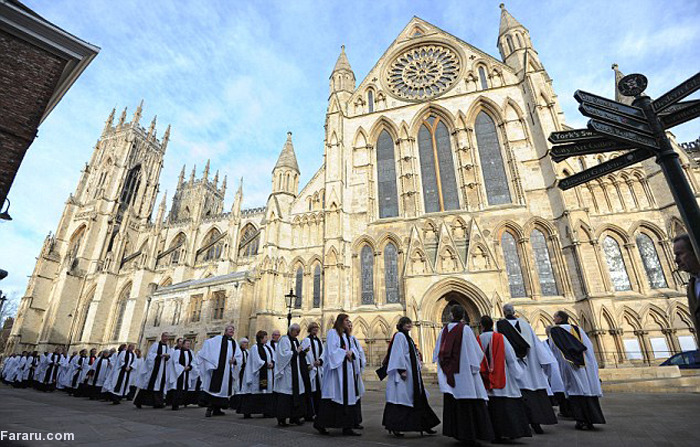 (تصاویر) انتصاب اولین اسقف زن در انگلستان