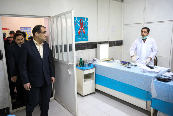 (تصاویر) بازدید وزیربهداشت از زندان قزل‌حصار