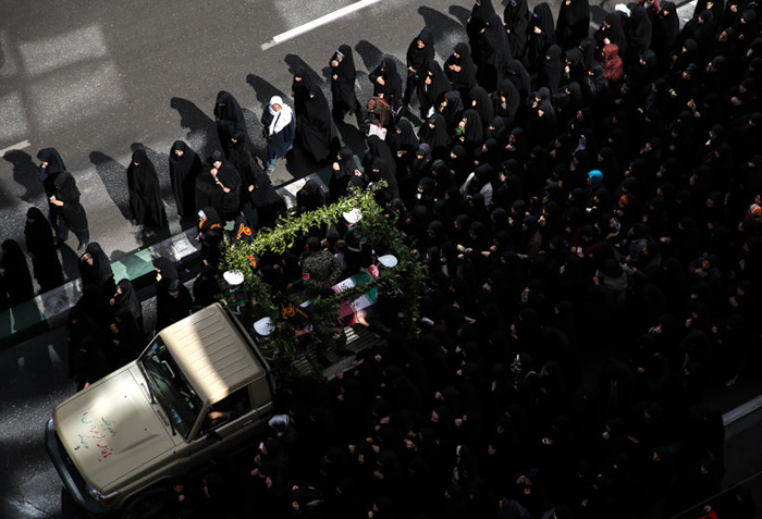 (تصاویر) تشییع سه شهید گمنام در تهران
