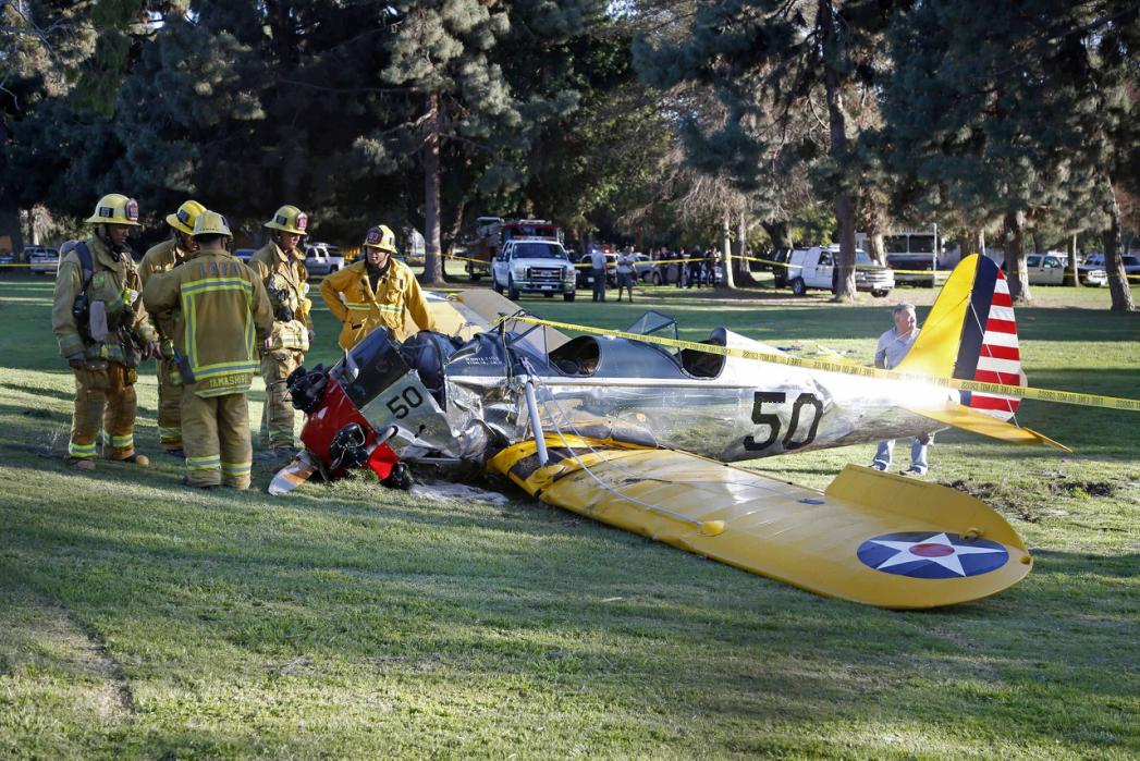 سقوط هواپیمای شخصی هریسون فورد