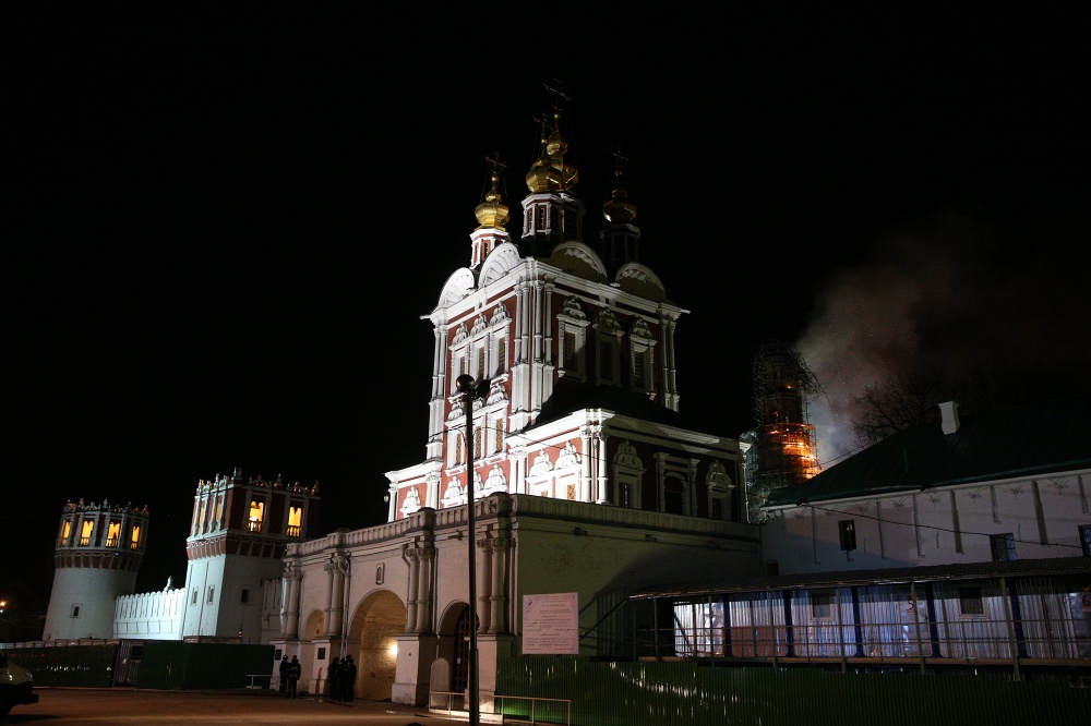(تصاویر) آتش‌سوزی مهیب در قلب مسکو