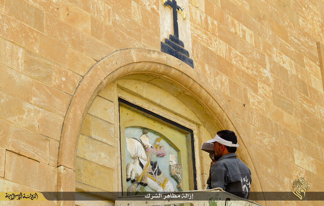 (تصاویر) حمله داعش به کلیسای نینوا