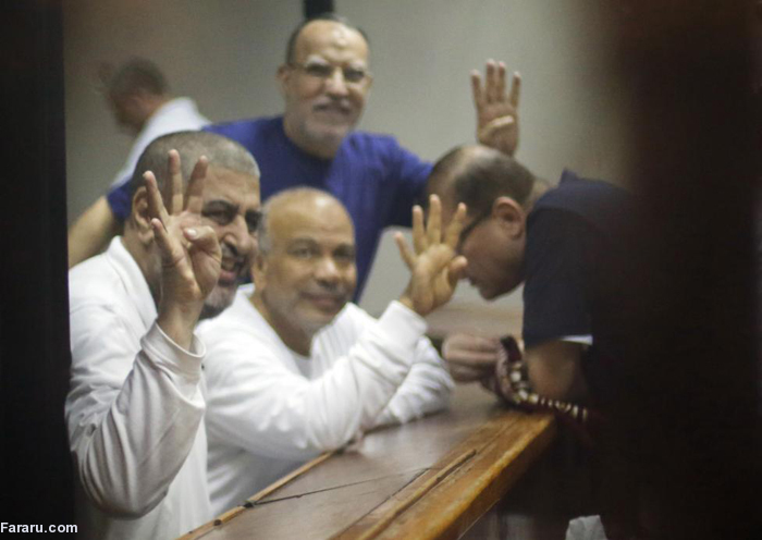 (تصاویر) مرسی و رهبران اخوان پشت میله‌ها