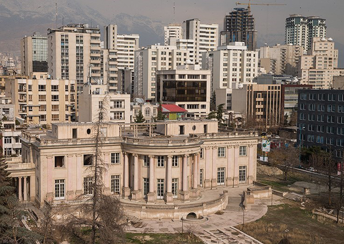 (تصاویر) کاخ‌سفید تهران در آستانه تخریب
