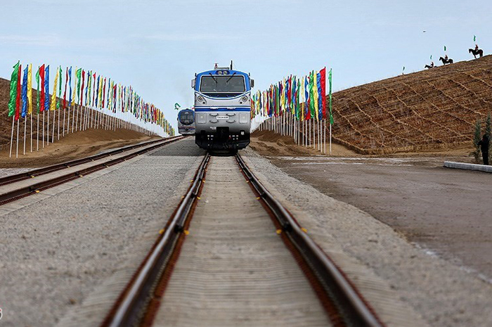 (تصاویر) افتتاح خط‌آهن ایران-ترکمنستان-قزاقستان