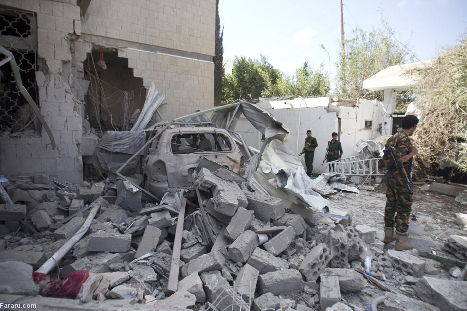 (تصاویر) انفجار نزدیک خانه سفیر ایران در یمن