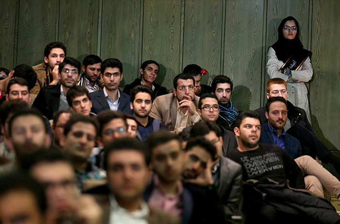 (تصاویر) روحانی در مراسم روز دانشجو