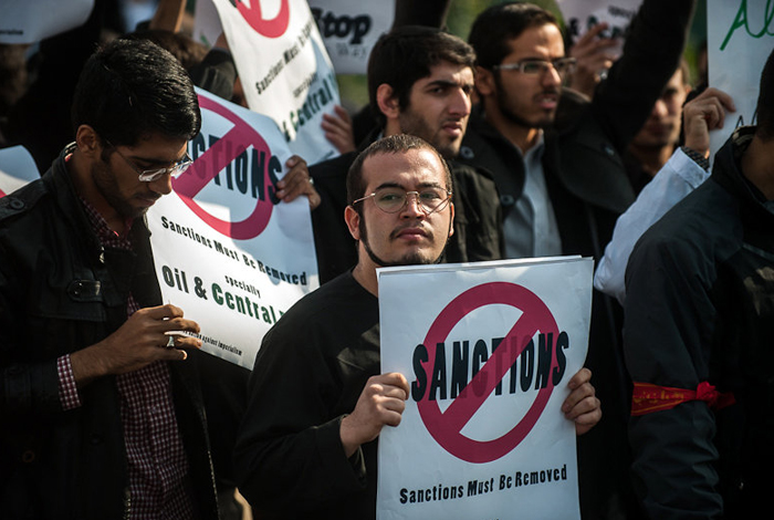 (تصاویر) تجمع دانشجویی در آستان توافق هسته‌ای