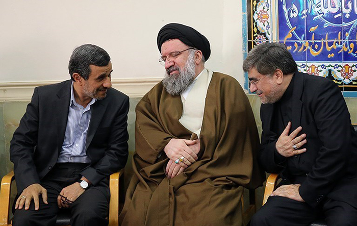 (تصاویر) احمدی‌نژاد در بزرگداشت صیادشیرازی