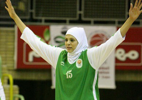 کاپیتان تیم‌ ملی بسکتبال بانوان ایران لیگ بسکتبال آمریکا