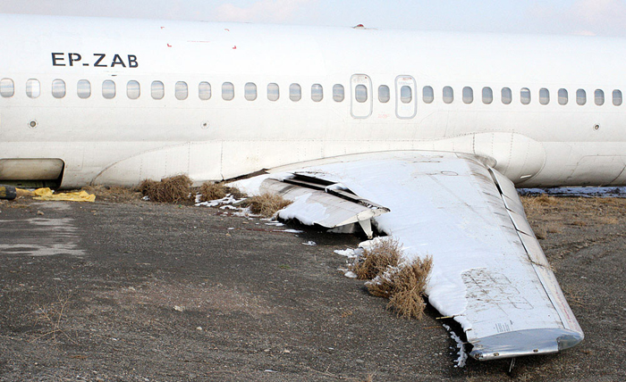 (تصاویر) هواپیمای سانحه دیده در مشهد
