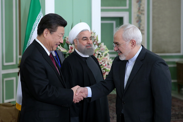 (تصاویر) استقبال روحانی از رئیس‌جمهور چین