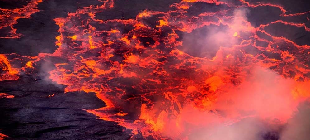 (تصاویر) دریاچه ای از آتش در کنگو