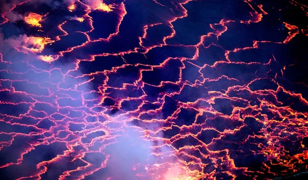 (تصاویر) دریاچه ای از آتش در کنگو
