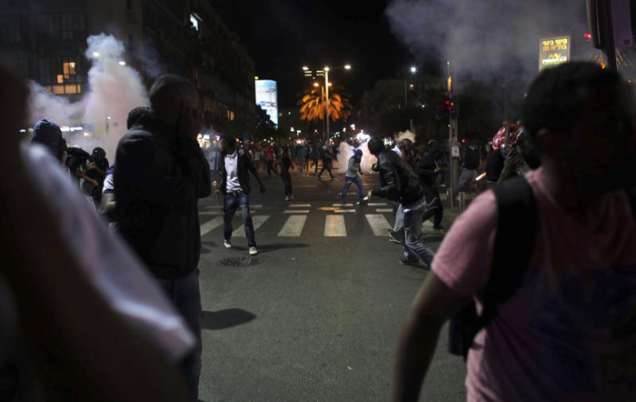 (تصاویر) اعتراضات خشونت‌بار به تل‌آویو رسید