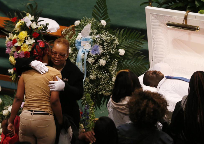 (تصاویر) خاکسپاری سیاه‌پوست امریکایی
