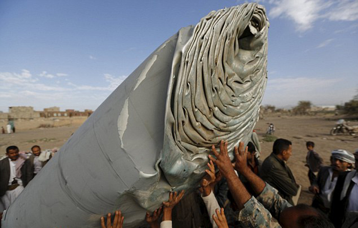 (تصاویر) سقوط جنگنده سعودی در یمن