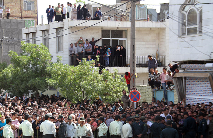 (تصاویر) اعدام 3 شرور سابقه دار در مشهد