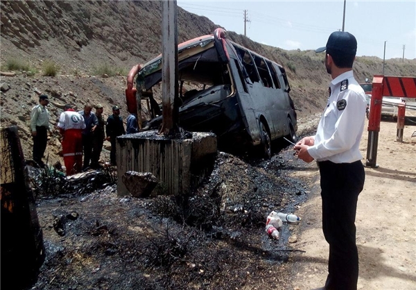 (تصاویر) تصادف دلخراش و مرگ 4 نفر در فیروزکوه