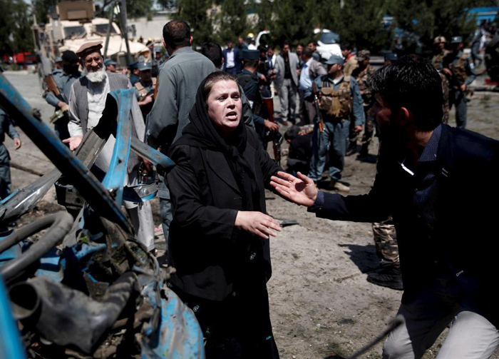 (تصاویر) حمله به کاروان ناتو در کابل