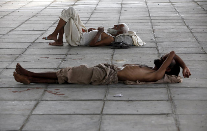 (تصاویر) گرمای مرگبار در پاکستان
