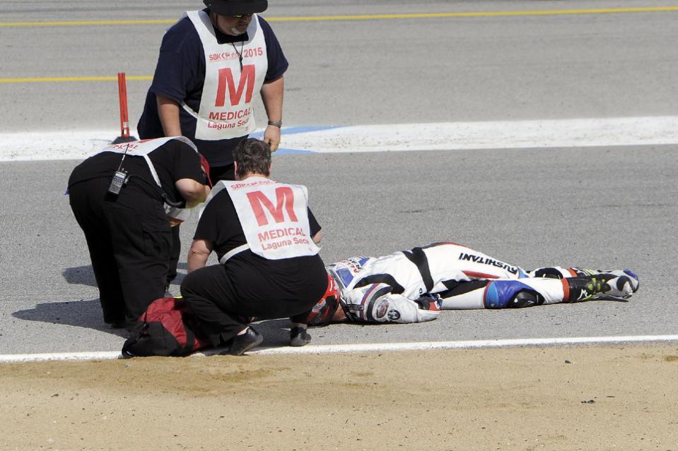 (تصاویر) مرگ دو موتورسوار در جریان مسابقه