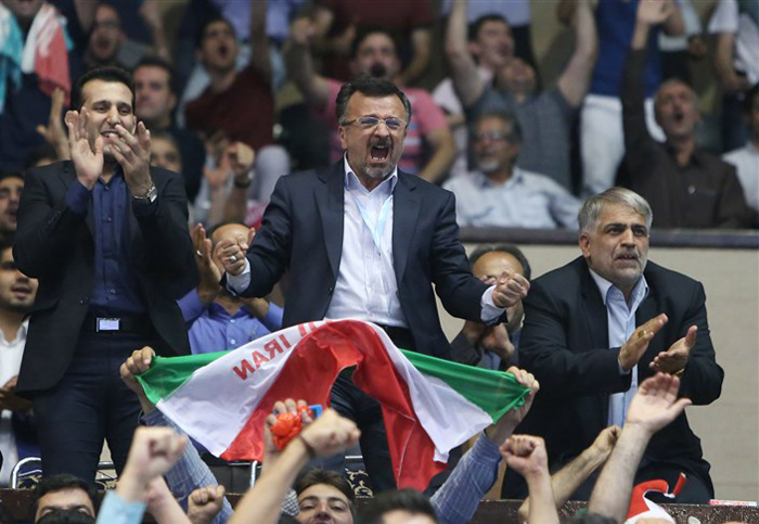 (تصاویر) حواشی پیروزی ایران برابر لهستان