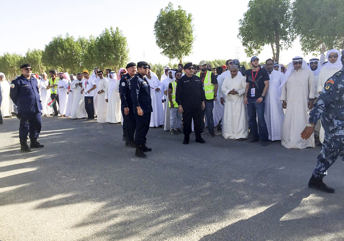 (تصاویر) تشییع شهدای انفجارهای در کویت