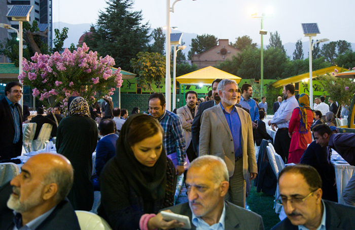 (تصاویر) اصلاح‌طلبان در ضیافت افطاری عارف