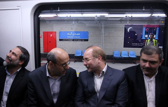 (تصاویر) قالیباف در مترو