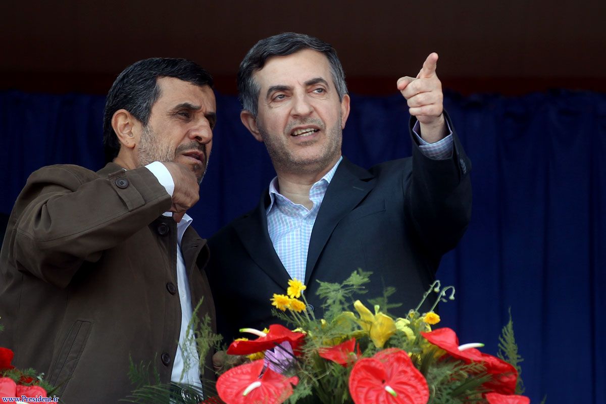 پشت‌ پرده شکایت‌ احمدی‌نژاد و مشایی