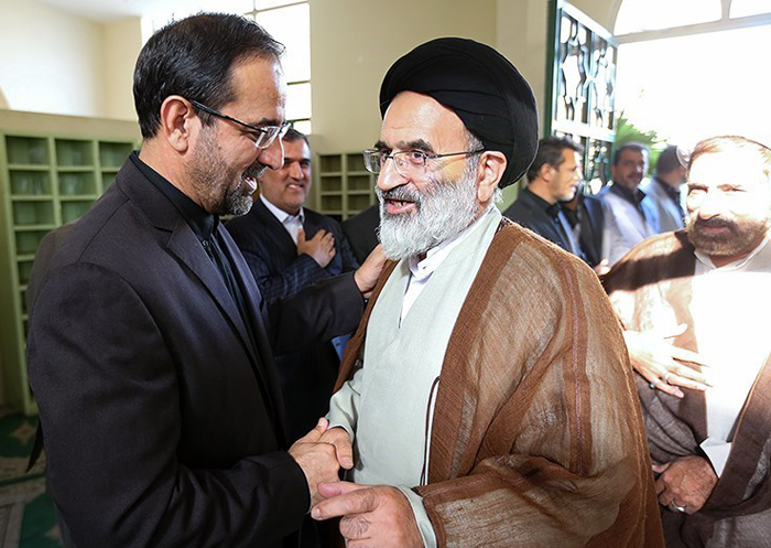 (تصاویر) تسلیت احمدی‌نژاد به عباسی