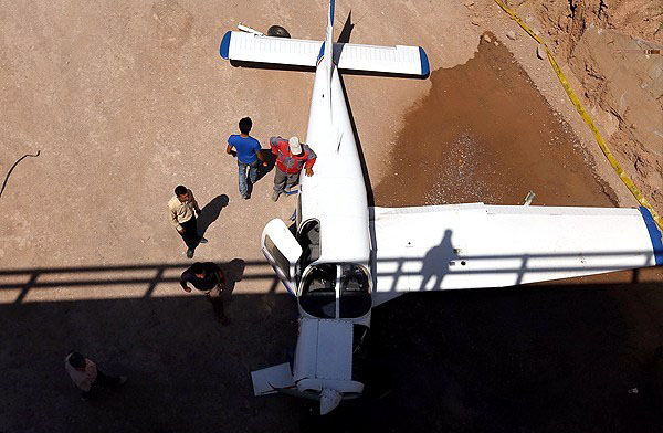 سقوط هواپیمای آموزشی در قزوین