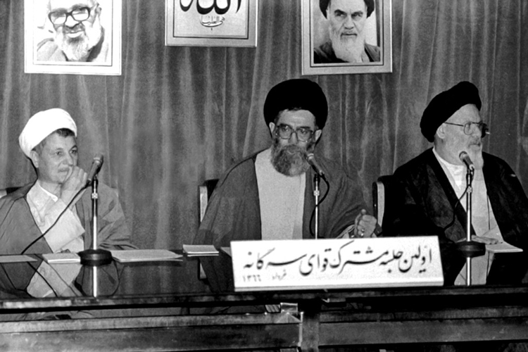 (تصاویر) دور دوم ریاست‌ جمهوری آیت‌الله‌خامنه‌ای