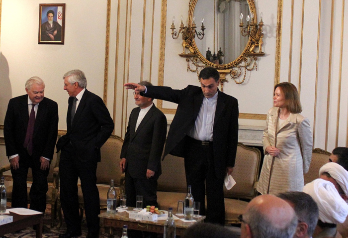 (تصاویر) بازگشایی سفارت ایران در لندن
