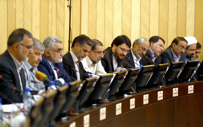 (تصاویر) ظریف در کمیسیون برجام مجلس