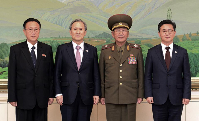 توافق دو کره برای کاهش تنش‌های مرزی