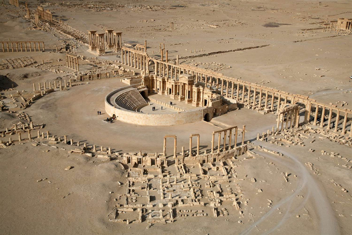 (تصاویر) تخریب معبد تاریخی به دست داعش