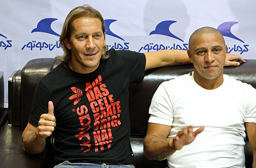 (تصاویر) روبرتو کارلوس و سالگادو وارد ایران شدند